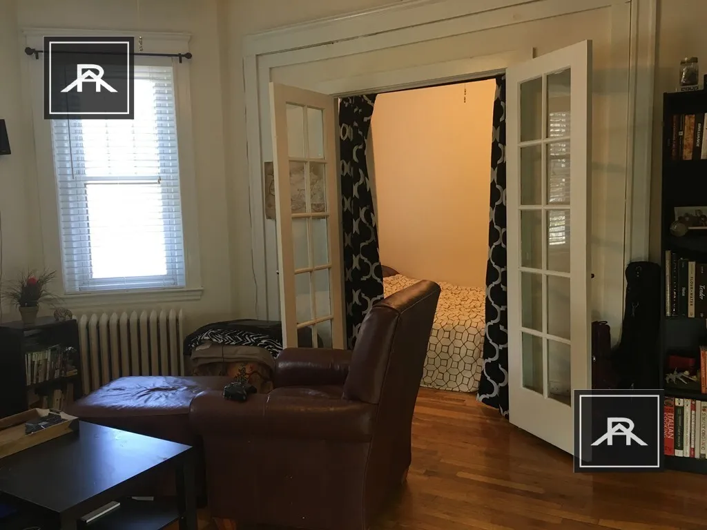 1 bed, 1 bath apartment for rent at 1564 Commonwealth Ave Unit 1, Brighton — photo 3 of 12