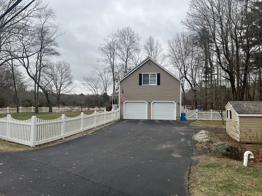 4 bed, 2 bath apartment for rent at 1565 West St, Wrentham — photo 40 of 41