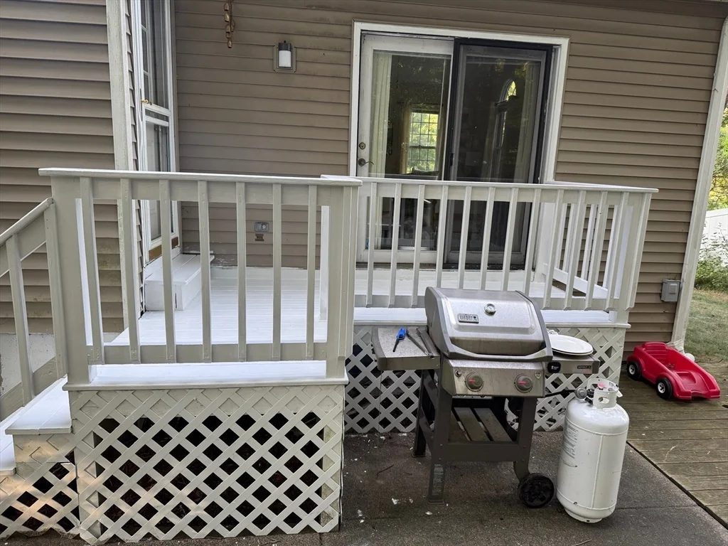 4 bed, 2 bath apartment for rent at 1565 West St, Wrentham — photo 41 of 41