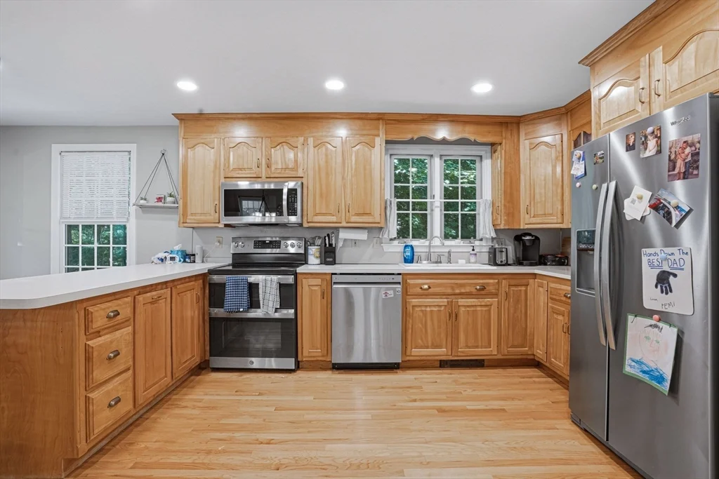 4 bed, 2 bath apartment for rent at 1565 West Unit 1, Wrentham — photo 4 of 37