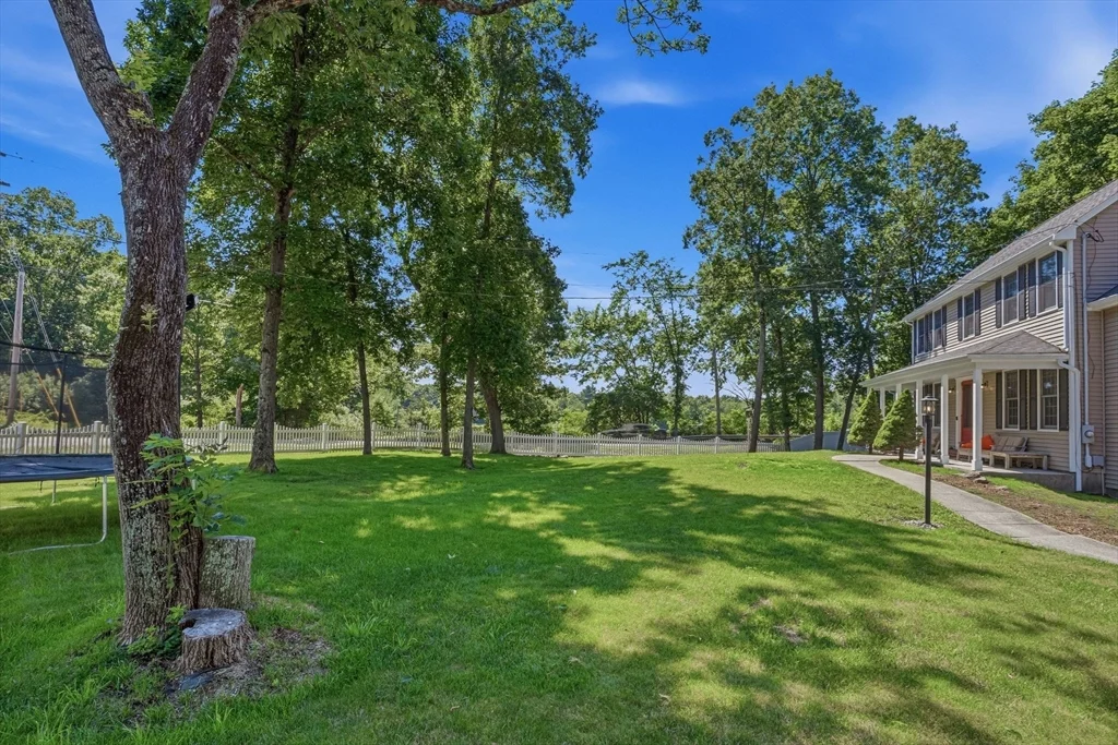 4 bed, 2 bath apartment for rent at 1565 West Unit 1, Wrentham — photo 33 of 37