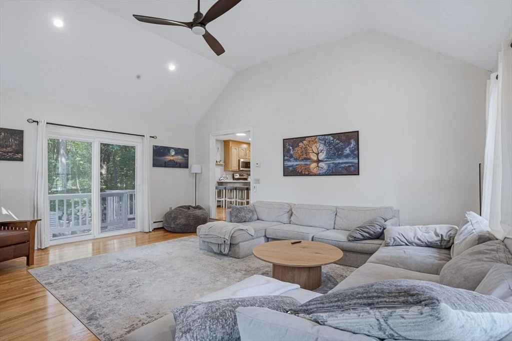 4 bed, 2 bath apartment for rent at 1565 West Unit 1, Wrentham — photo 9 of 37