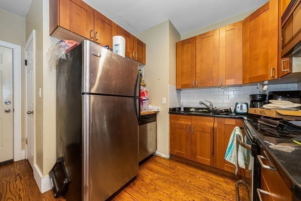 3 bed, 1 bath apartment for rent at 1566 Tremont St Unit 2A, Mission Hill — photo 7 of 37