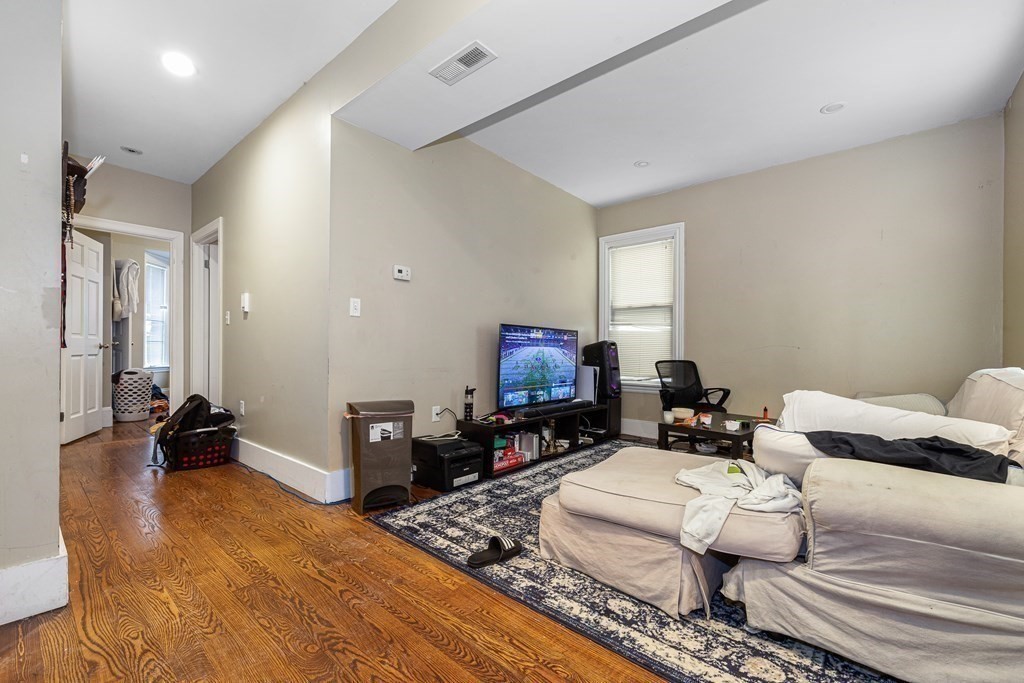 3 bed, 1 bath apartment for rent at 1566 Tremont St Unit 3, Mission Hill — photo 14 of 28