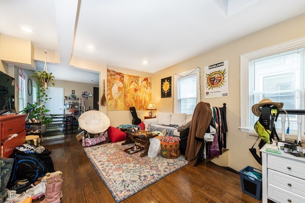 3 bed, 1 bath apartment for rent at 1566 Tremont St Unit 3, Mission Hill — photo 8 of 28