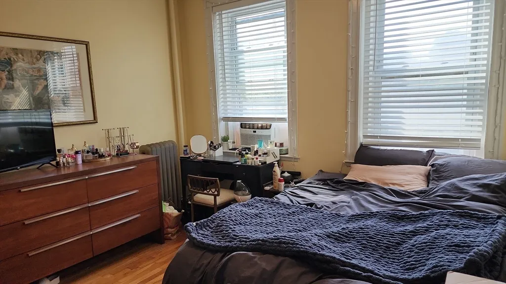 1 bed, 1 bath apartment for rent at 1568 Commonwealth Ave Unit 6, Brighton — photo 16 of 21