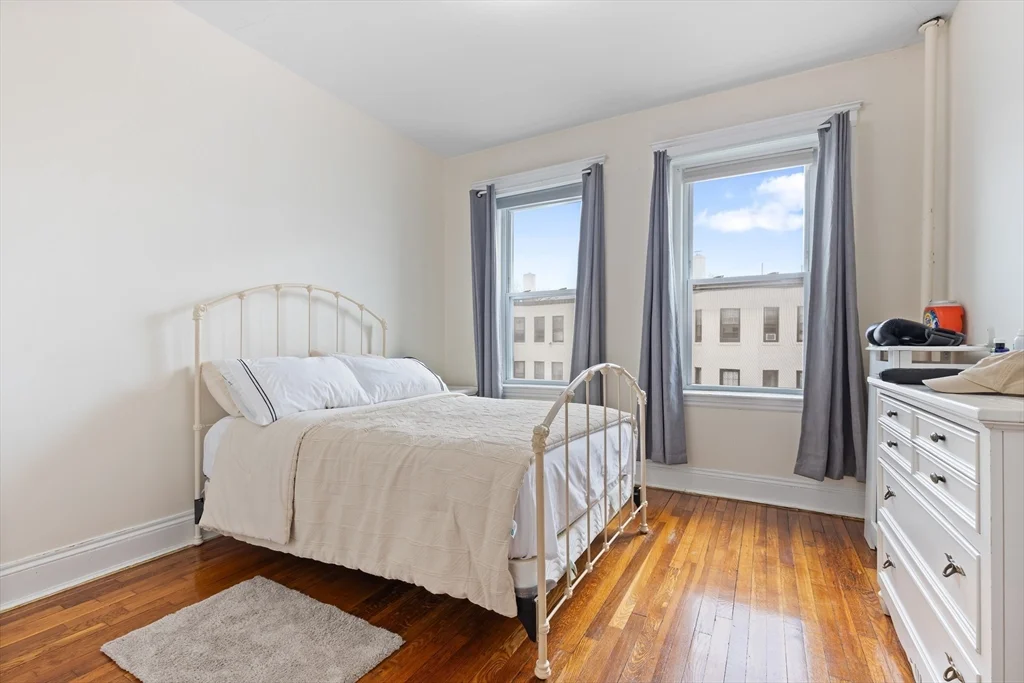 1 bed, 1 bath apartment for rent at 1568 Commonwealth Ave Unit 8, Brighton — photo 7 of 14