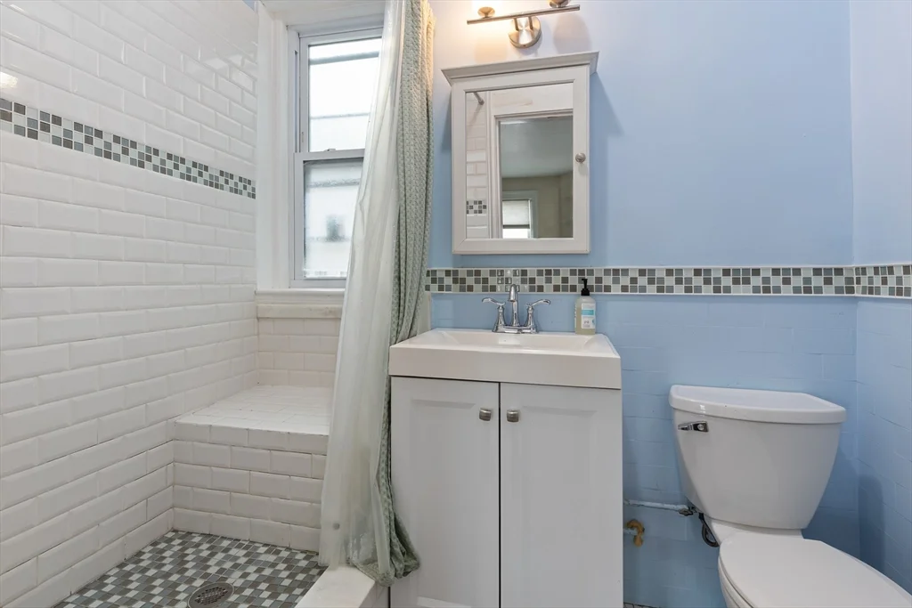 1 bed, 1 bath apartment for rent at 1568 Commonwealth Ave Unit 8, Brighton — photo 10 of 14