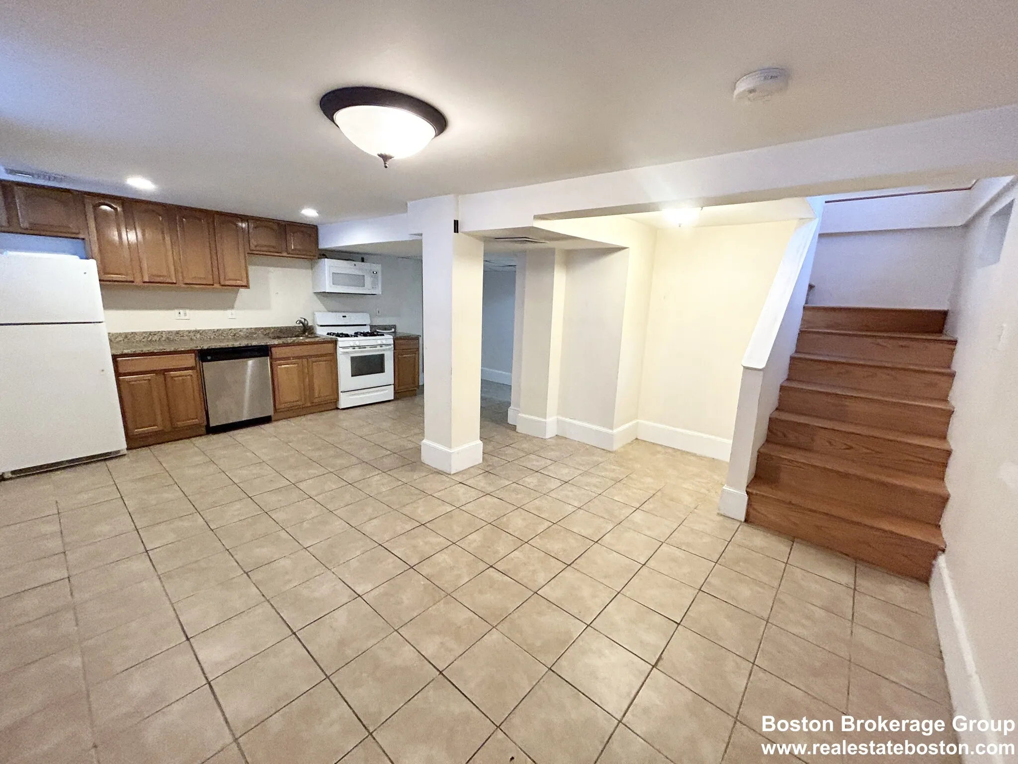3 bed, 1 bath apartment for rent at 1568 Tremont St Unit 1, Mission Hill — photo 4 of 8