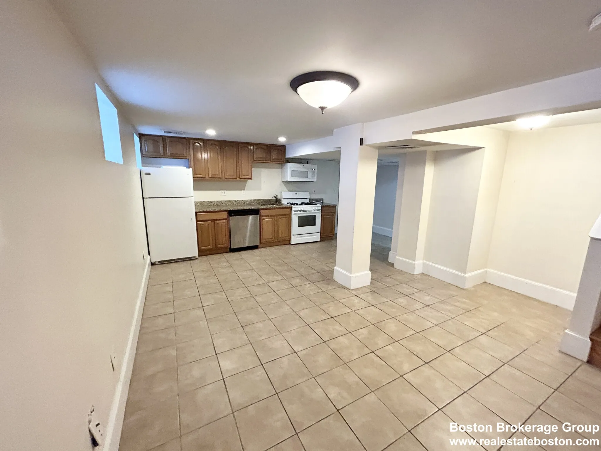3 bed, 1 bath apartment for rent at 1568 Tremont St Unit 1, Mission Hill — photo 3 of 8