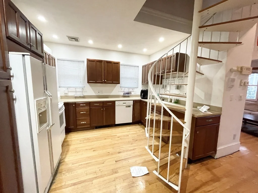 2 bed, 1 bath apartment for rent at 1568 Tremont St Unit 3, South End — photo 4 of 11