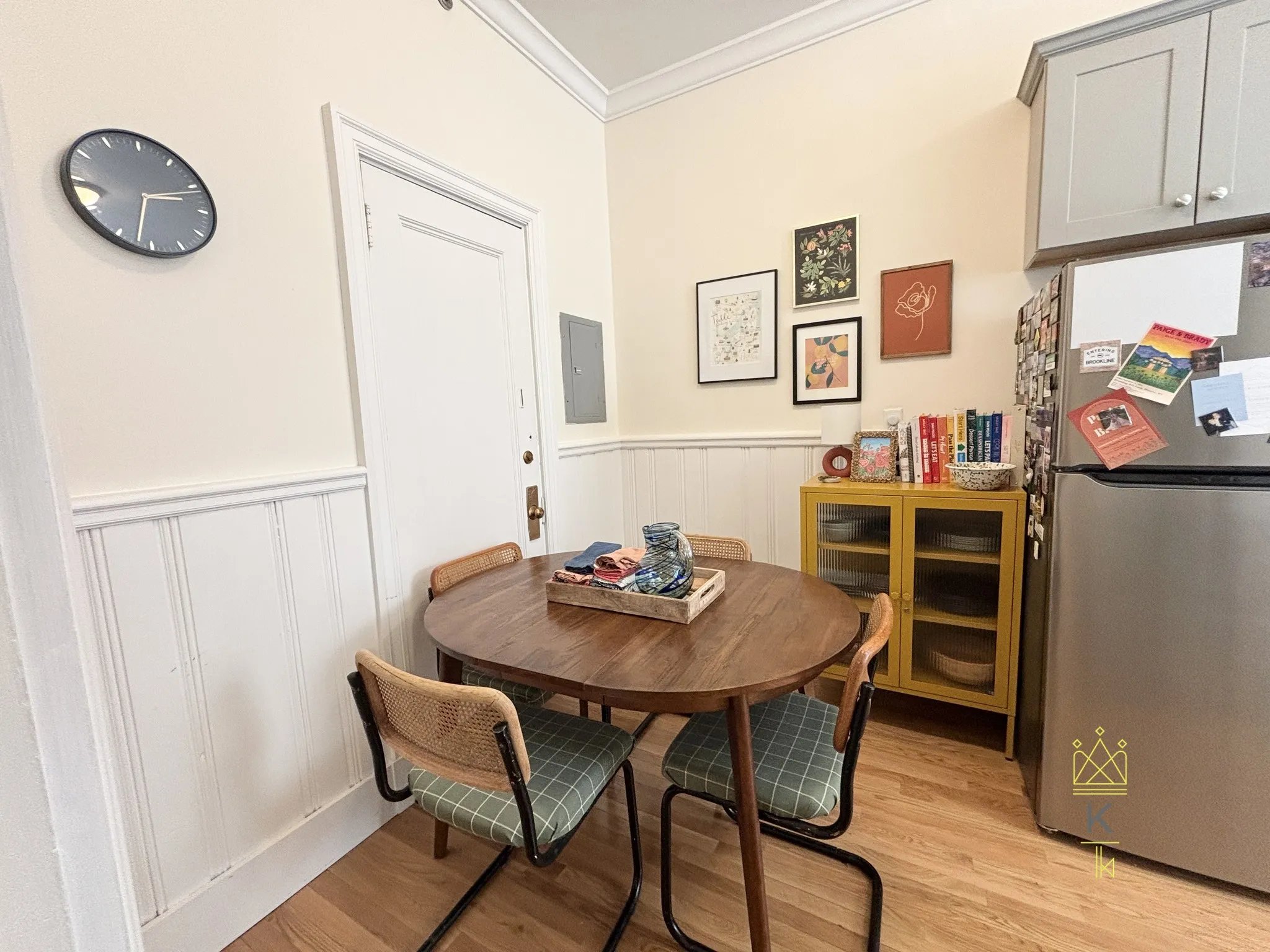 1.5 bed, 1 bath apartment for rent at 1569 Beacon St Unit 12, Brookline — photo 7 of 12
