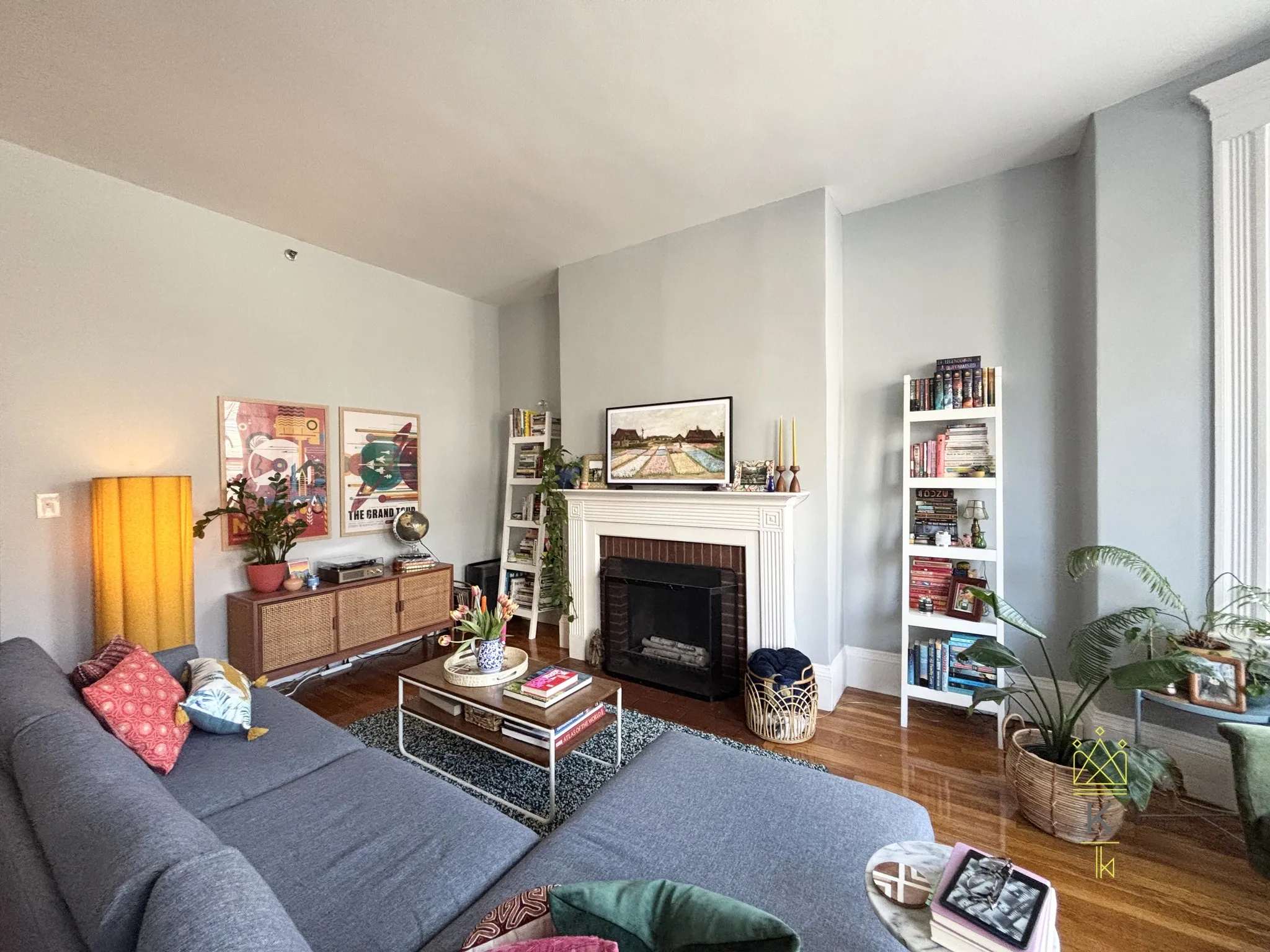 1.5 bed, 1 bath apartment for rent at 1569 Beacon St Unit 12, Brookline — photo 4 of 12