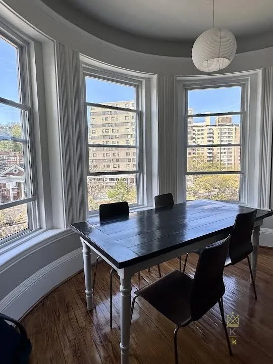 2 bed, 1 bath apartment for rent at 1569 Beacon St Unit 61, Brookline — photo 4 of 19