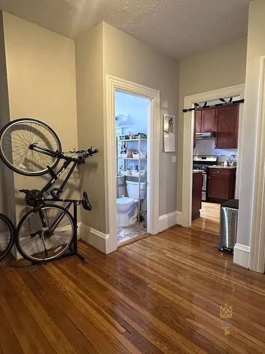 2 bed, 1 bath apartment for rent at 1569 Beacon St Unit 61, Brookline — photo 5 of 19