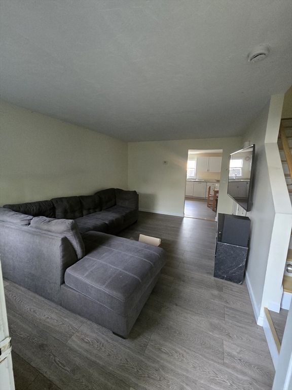 2 bed, 1 bath apartment for rent at 157-159 Third St Unit 2, Leominster — photo 2 of 20