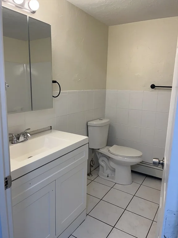 2 bed, 1 bath apartment for rent at 157-159 Third Unit 1, Leominster — photo 6 of 13