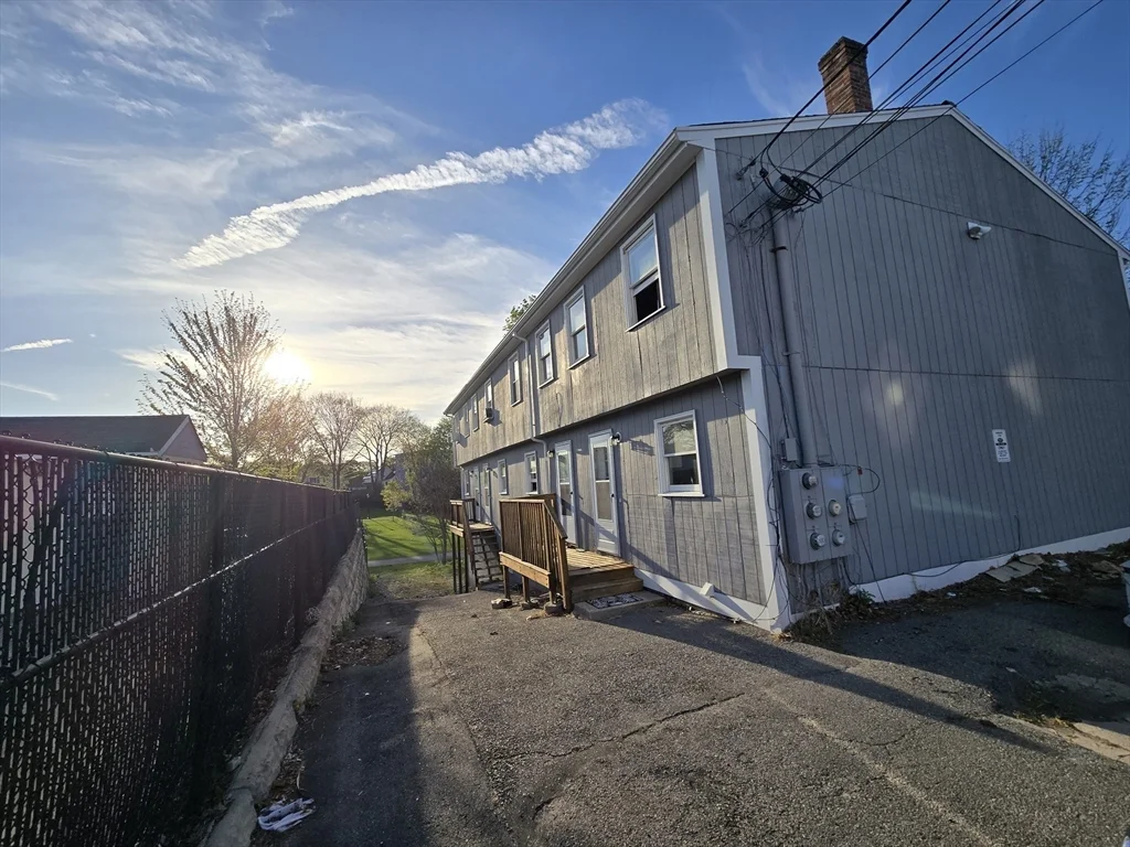 2 bed, 1 bath apartment for rent at 157-159 Third Unit 3, Leominster — photo 17 of 22