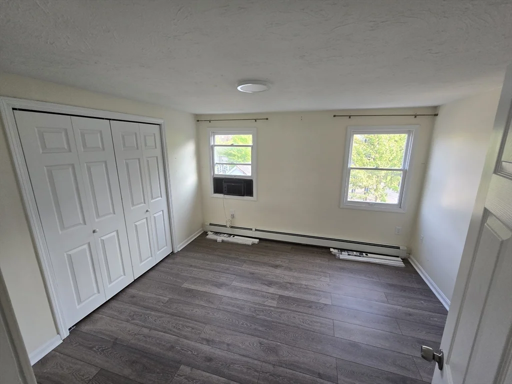 2 bed, 1 bath apartment for rent at 157-159 Third Unit 3, Leominster — photo 7 of 22