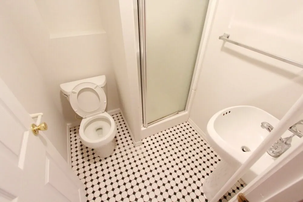 2 bed, 1 bath apartment for rent at 157 Cambridge St Unit 2, East Cambridge — photo 8 of 9