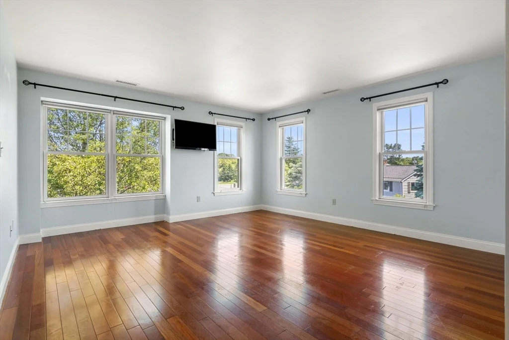 3 bed, 3 bath apartment for rent at 157 Clay St Unit 157, Wollaston — photo 12 of 25