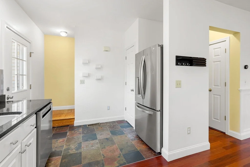 3 bed, 3 bath apartment for rent at 157 Clay St Unit 157, Wollaston — photo 7 of 25