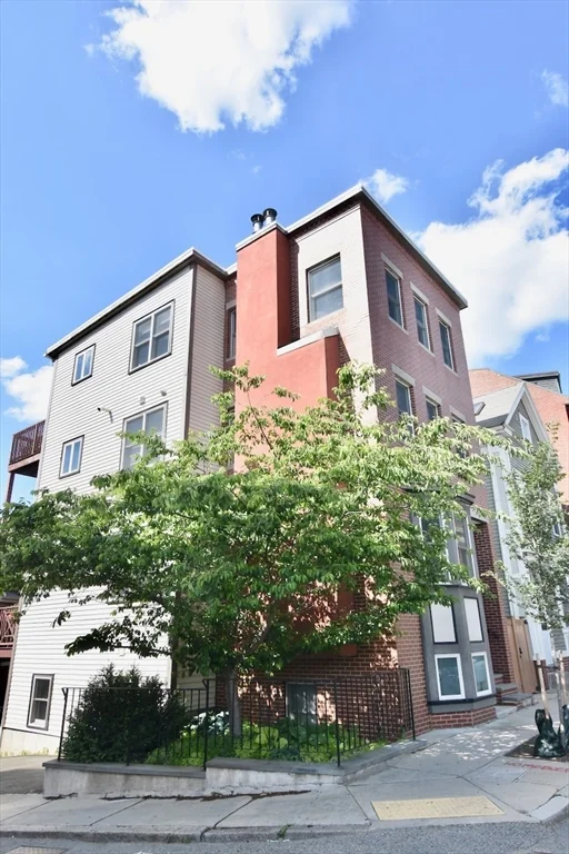 2 bed, 2 bath apartment for rent at 157 Dorchester St Unit 2, South Boston — photo 4 of 30