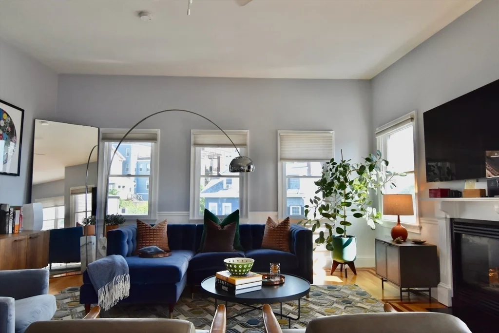 2 bed, 2 bath apartment for rent at 157 Dorchester St Unit 2, South Boston — photo 7 of 30