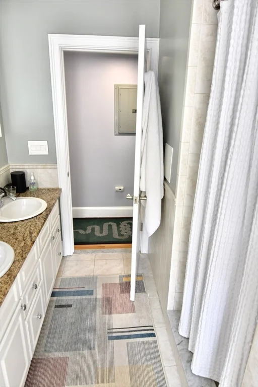 2 bed, 2 bath apartment for rent at 157 Dorchester St Unit 2, South Boston — photo 27 of 30