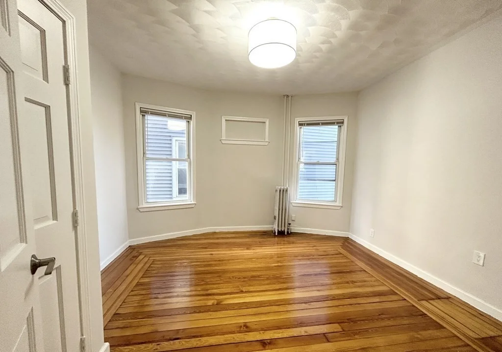 4 bed, 2 bath apartment for rent at 157 East Cottage Unit 1, Dorchester — photo 12 of 16