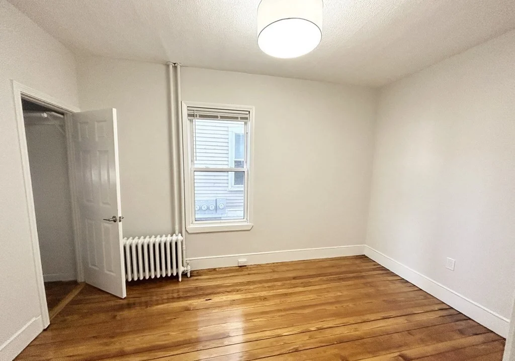 4 bed, 2 bath apartment for rent at 157 East Cottage Unit 1, Dorchester — photo 14 of 16