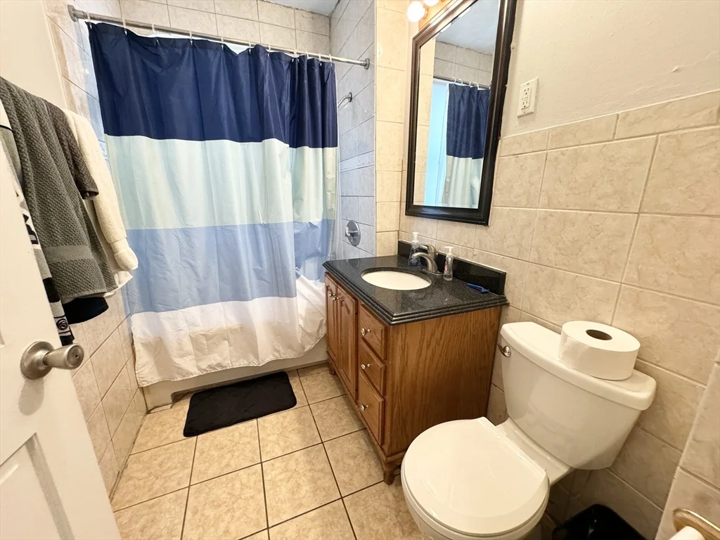 4 bed, 2 bath apartment for rent at 157 East Cottage Unit 1, Dorchester — photo 7 of 16