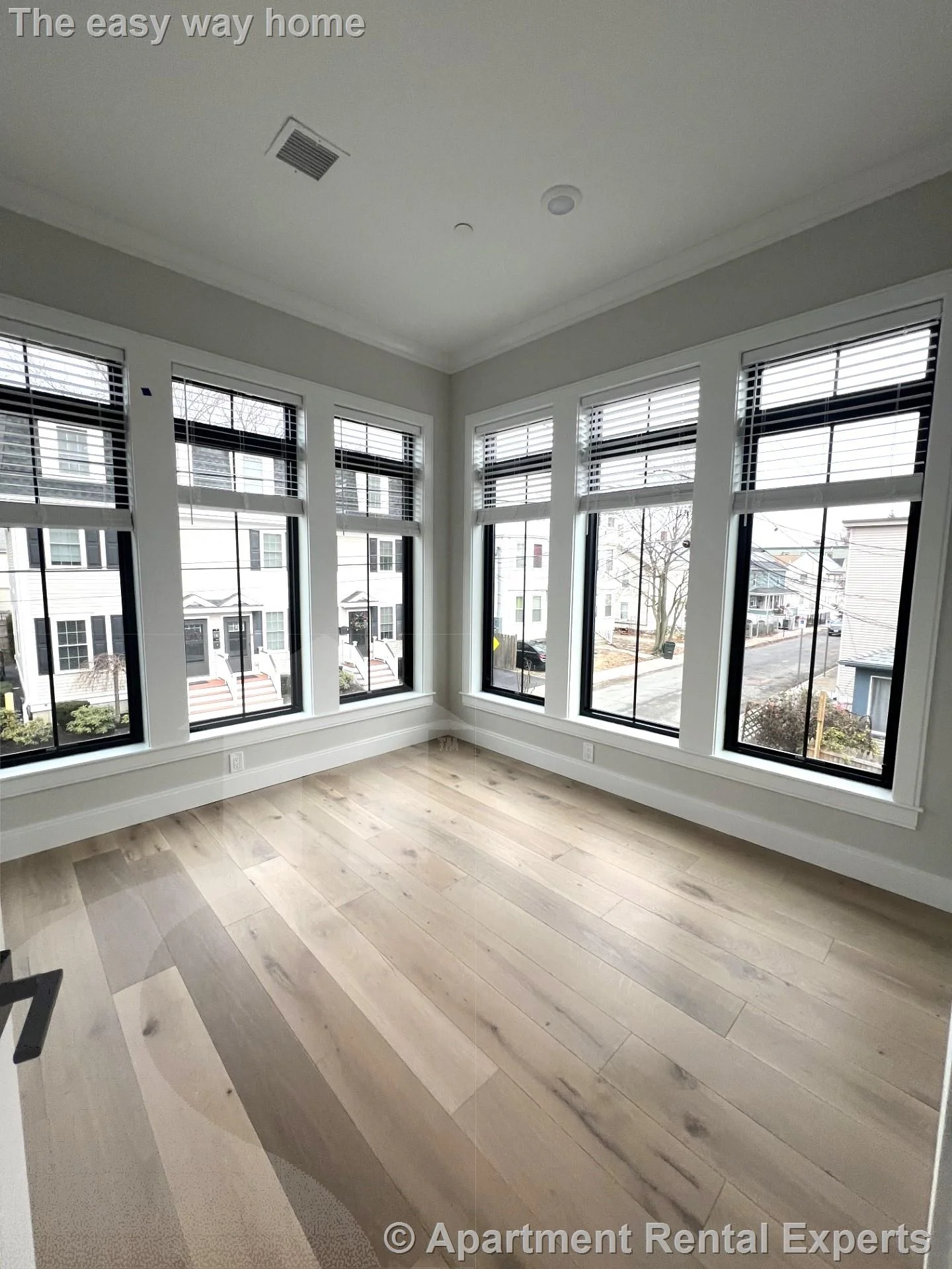 2 bed, 2 bath apartment for rent at 157 Everett St Unit 203, Allston — photo 4 of 11