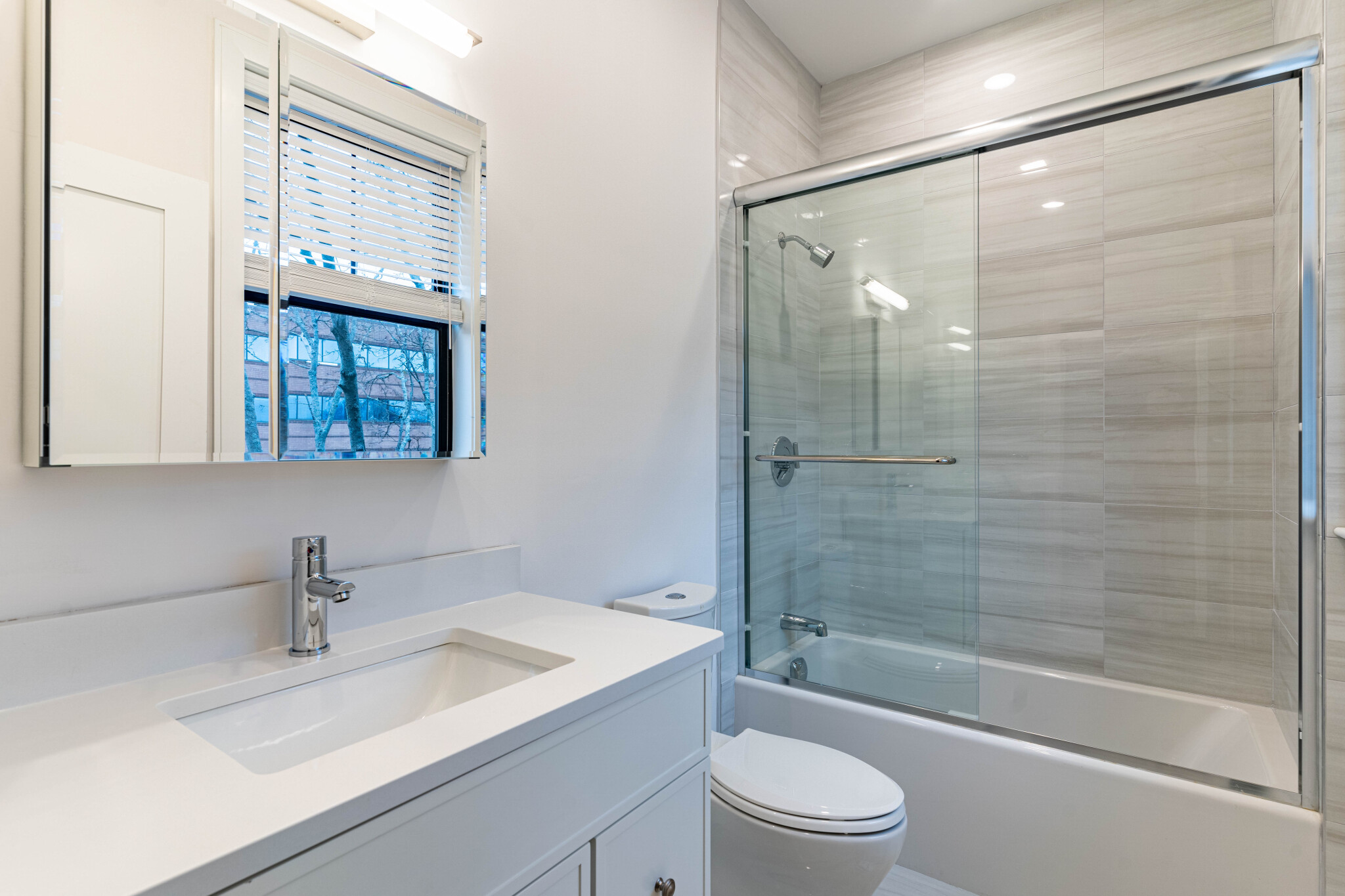 2 bed, 2 bath apartment for rent at 157 Everett St Unit 301, Allston — photo 8 of 12
