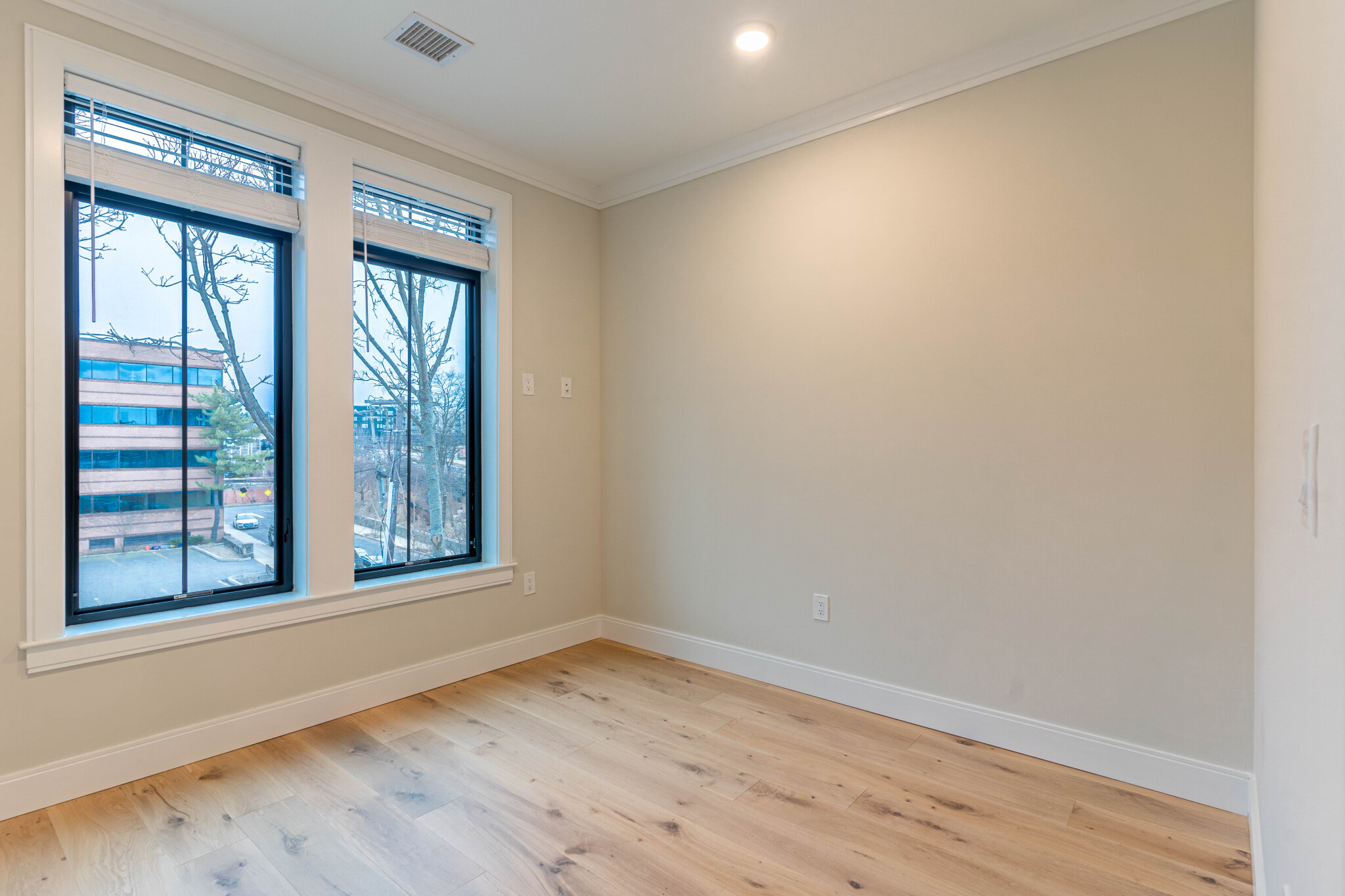 2 bed, 2 bath apartment for rent at 157 Everett St Unit 301, Allston — photo 4 of 12
