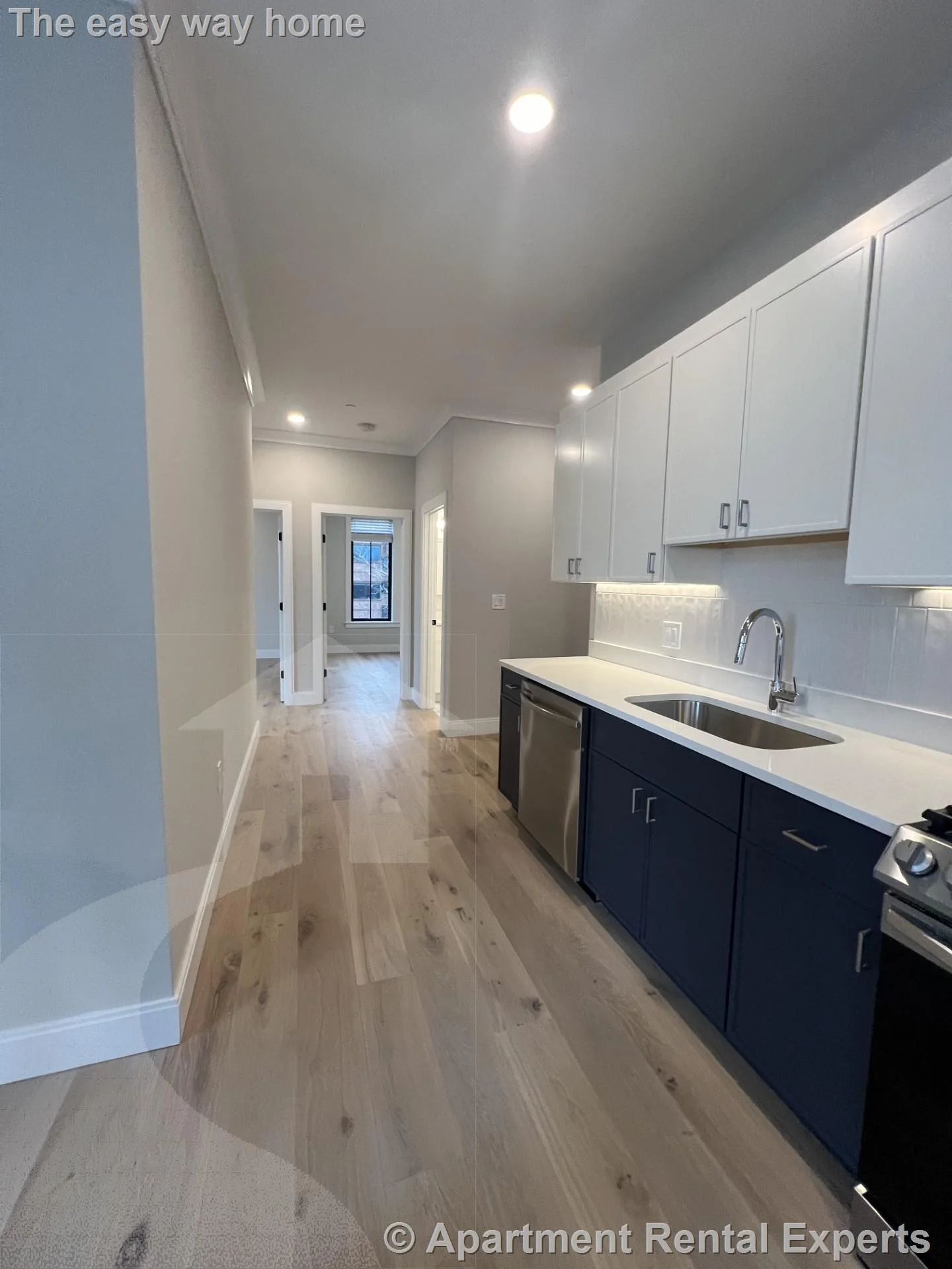 4 bed, 3 bath apartment for rent at 157 Everett St Unit 302, Allston — photo 7 of 11