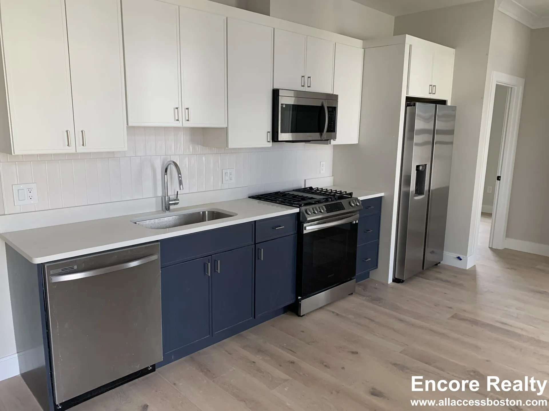 4 bed, 2.5 bath apartment for rent at 157 Everett St Unit 33, Allston — photo 2 of 31