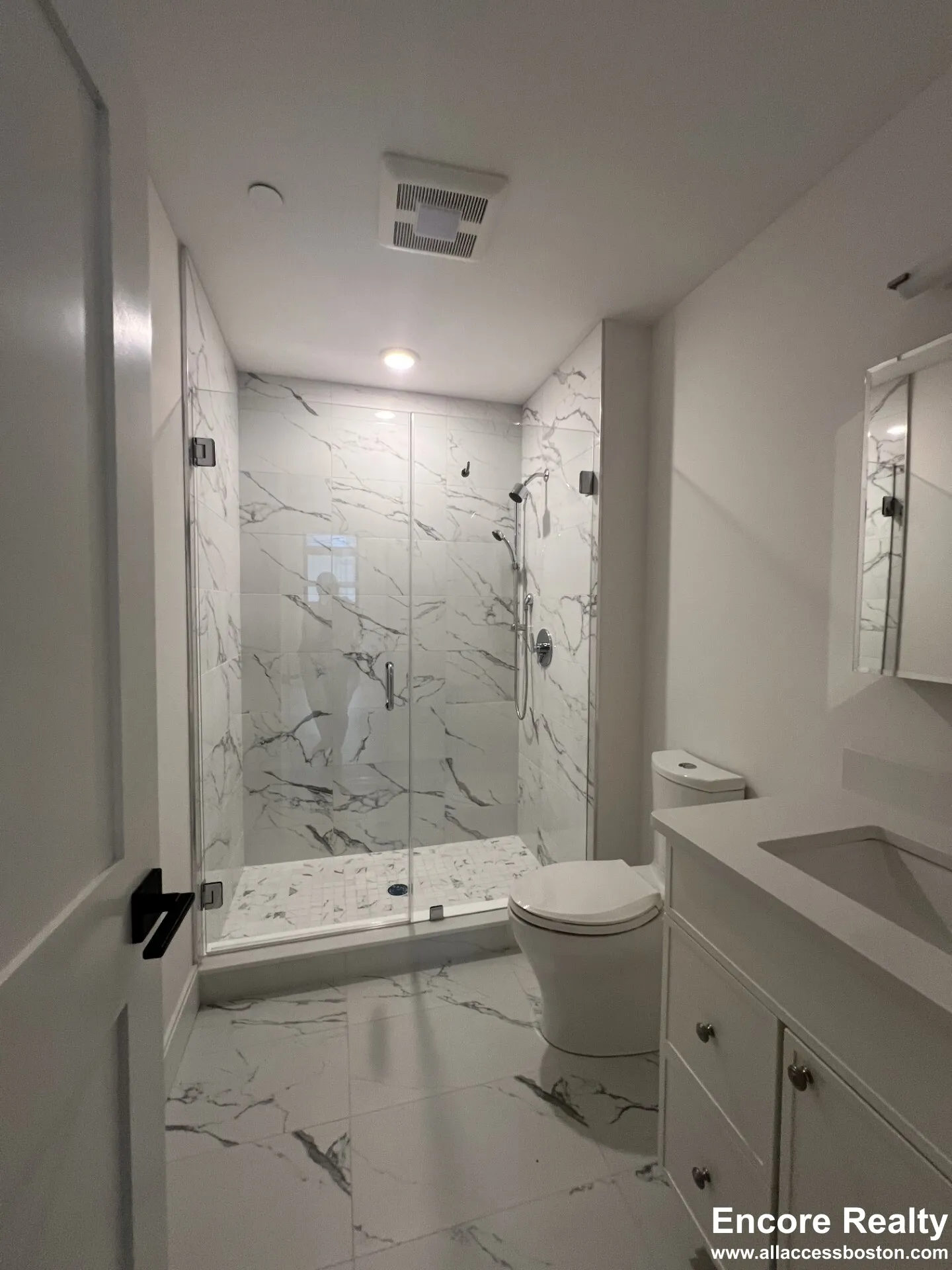 4 bed, 2.5 bath apartment for rent at 157 Everett St Unit 33, Allston — photo 10 of 31