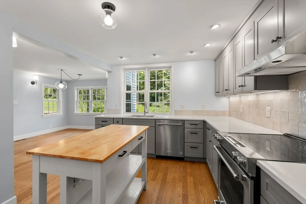 2 bed, 1 bath apartment for rent at 157 Farm Rd Unit 157, Sherborn — photo 11 of 28