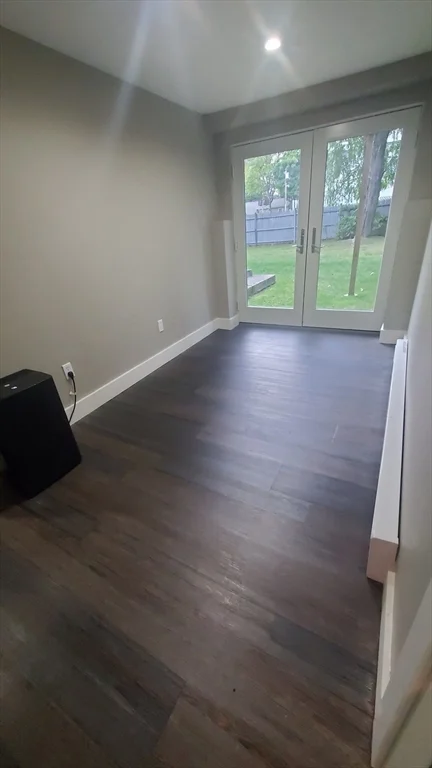 4 bed, 1 bath apartment for rent at 157 Floral St, Shrewsbury — photo 30 of 42