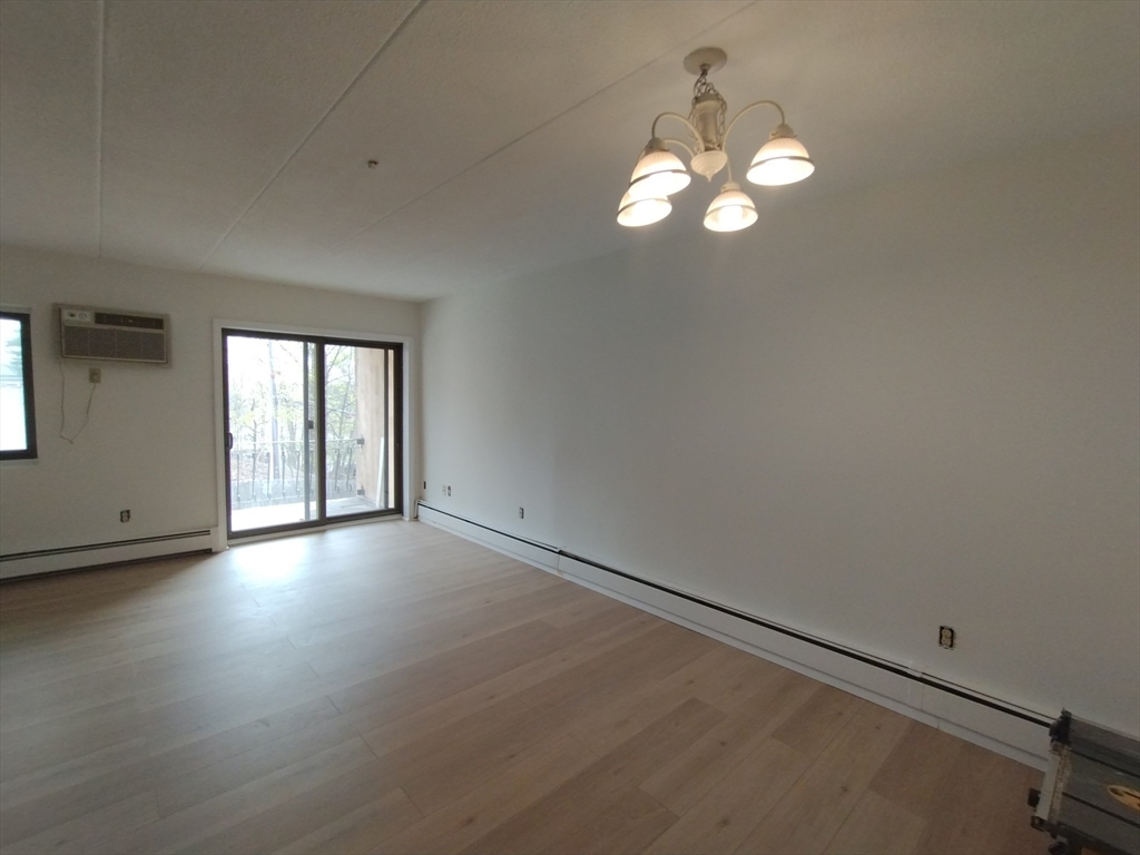 1 bed, 1 bath apartment for rent at 157 Franklin St Unit C7, Stoneham