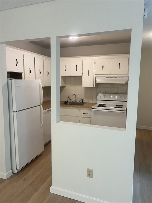 1 bed, 1 bath apartment for rent at 157 Franklin St Unit C7, Stoneham — photo 4 of 18