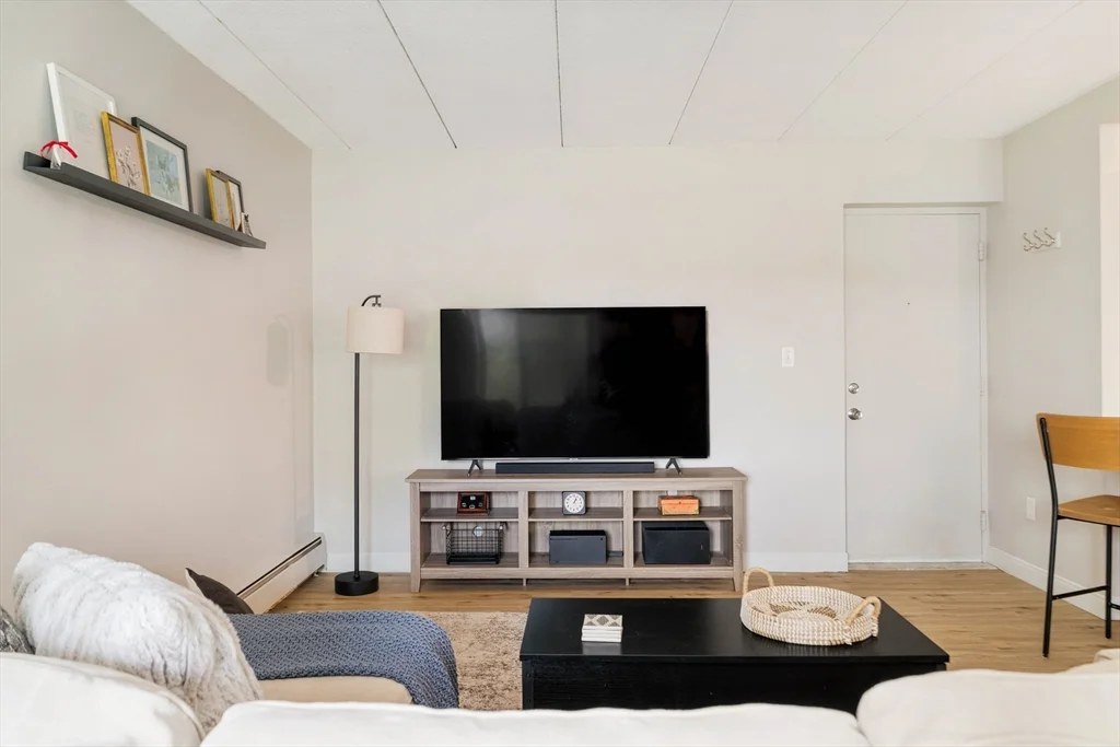 2 bed, 1 bath apartment for rent at 157 Franklin St Unit D3, Stoneham — photo 10 of 20