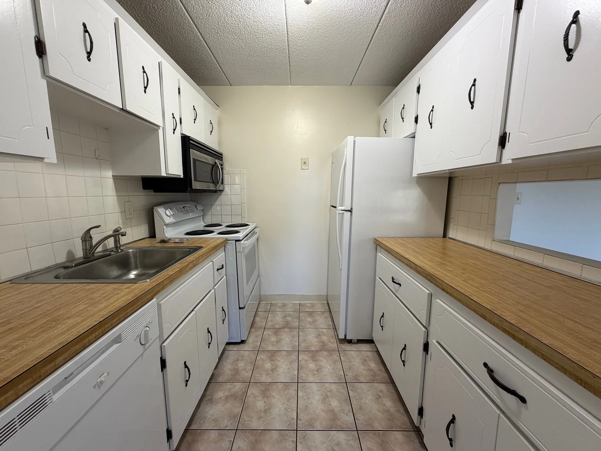 2 bed, 1 bath apartment for rent at 157 Franklin St Unit E4, Stoneham — photo 7 of 16