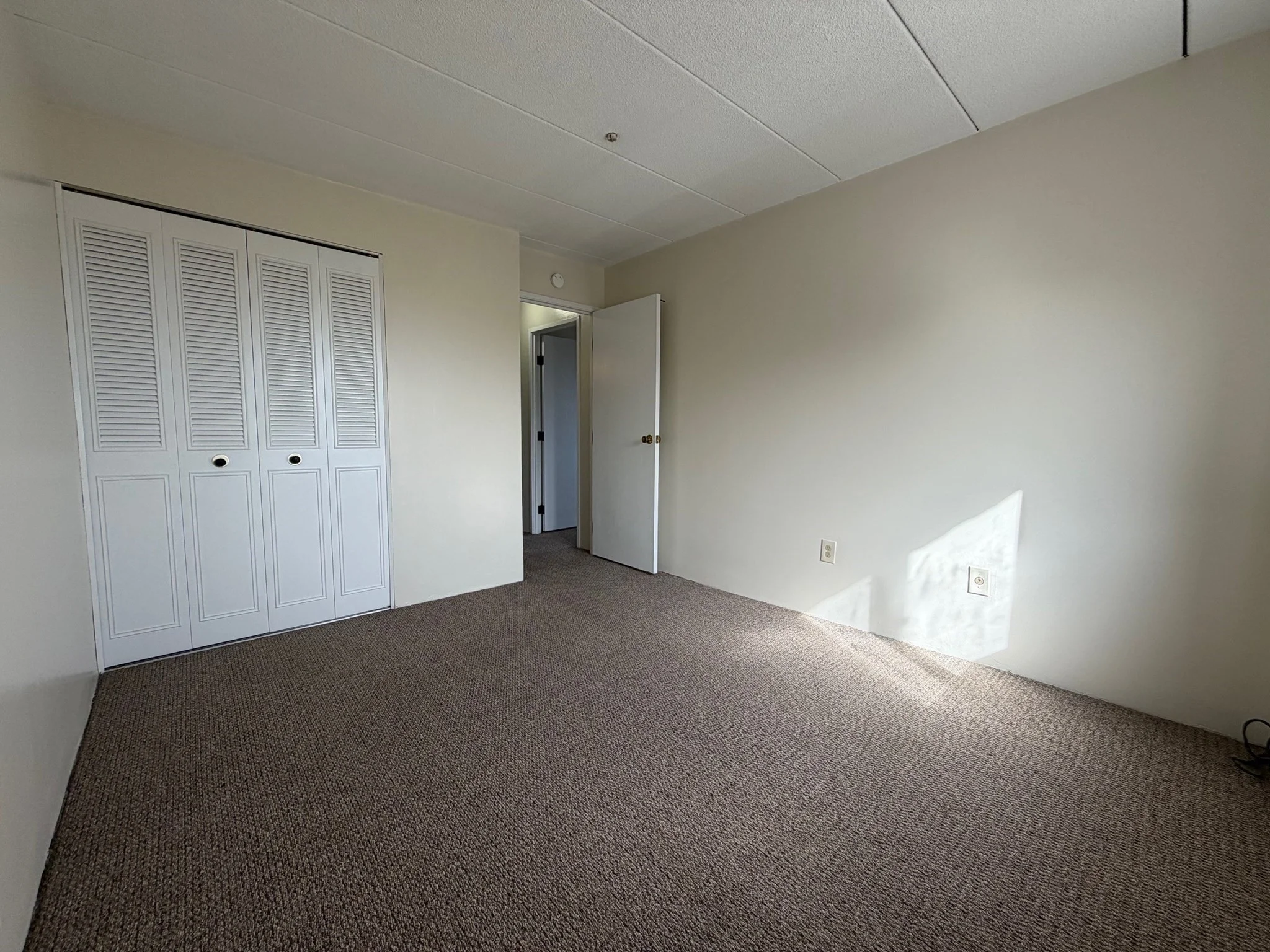 2 bed, 1 bath apartment for rent at 157 Franklin St Unit E4, Stoneham — photo 12 of 16
