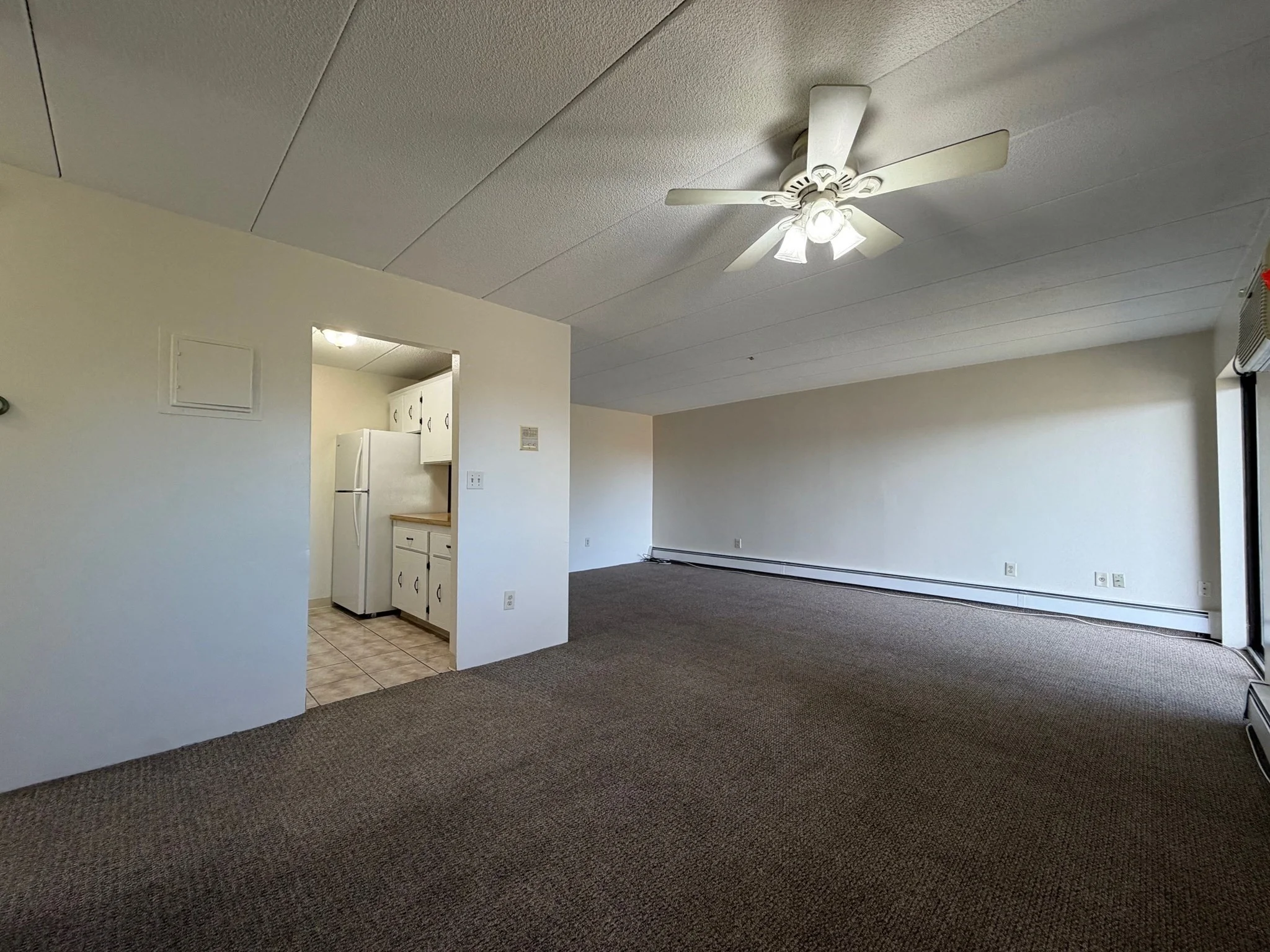 2 bed, 1 bath apartment for rent at 157 Franklin St Unit E4, Stoneham — photo 6 of 16