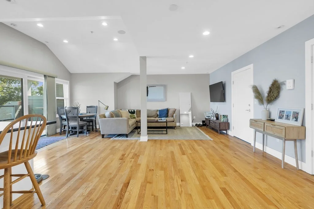 2 bed, 1 bath apartment for rent at 157 Hancock St Unit 12, Quincy — photo 8 of 20