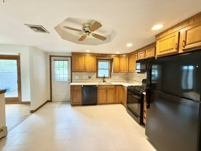 3 bed, 3 bath apartment for rent at 157 Hartford Unit A, Natick — photo 4 of 30