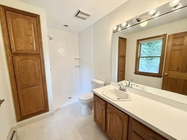 3 bed, 3 bath apartment for rent at 157 Hartford Unit A, Natick — photo 23 of 30