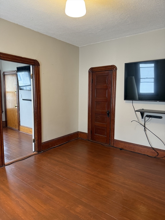 2 bed, 1 bath apartment for rent at 157 Hathaway St Unit 3E, Northwest — photo 14 of 22